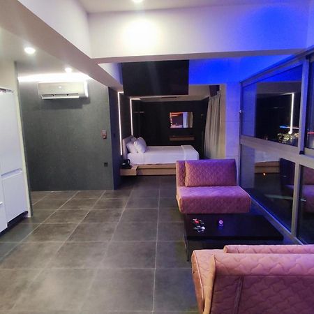 Summertime Signature Suites Agia Marina 外观 照片