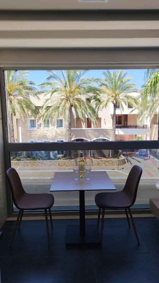 Summertime Signature Suites Agia Marina 外观 照片