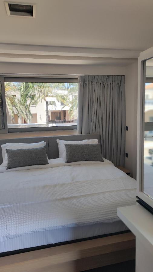 Summertime Signature Suites Agia Marina 外观 照片